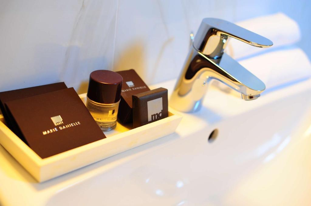 Maiorano Boutique Hotel Манфредония Стая снимка