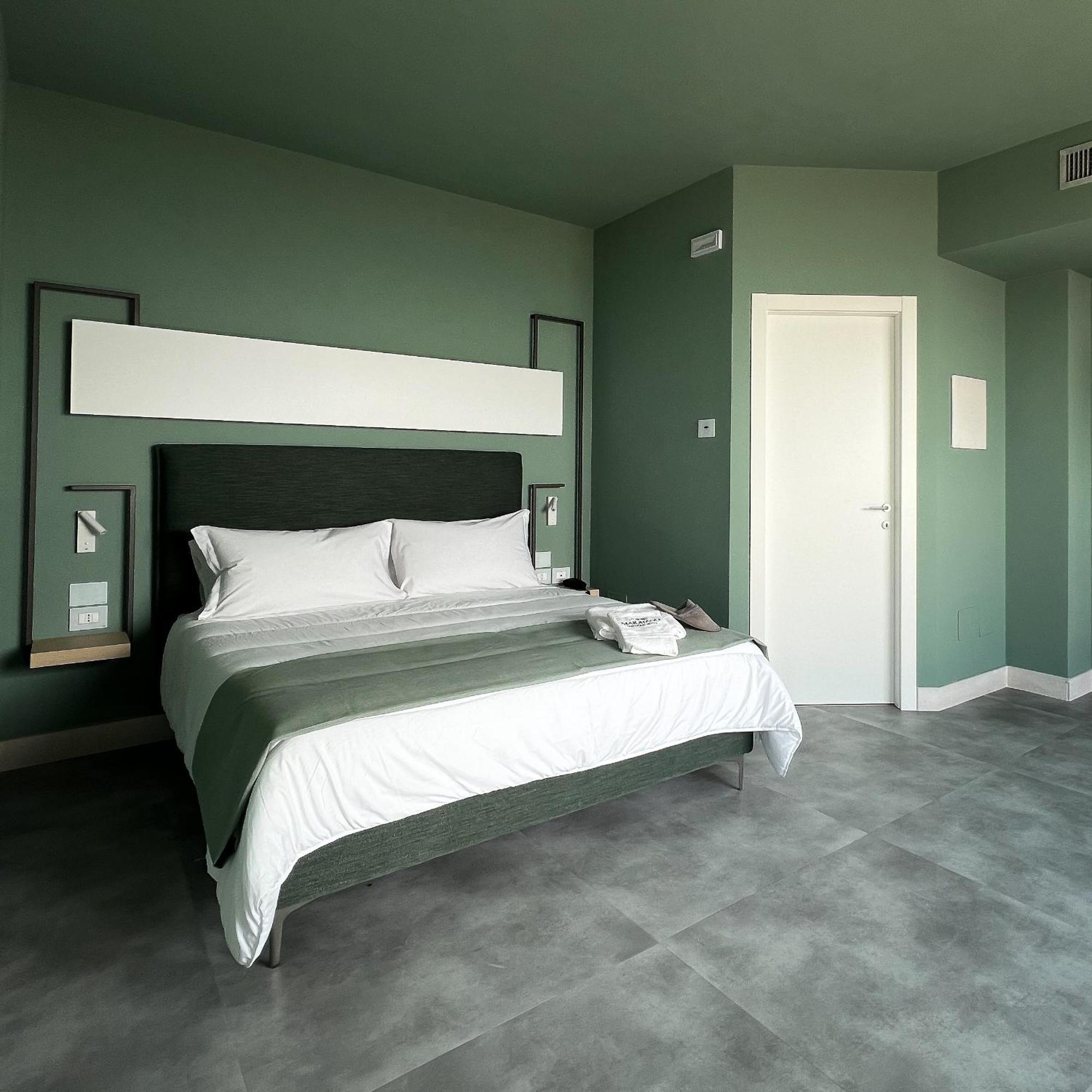 Maiorano Boutique Hotel Манфредония Екстериор снимка