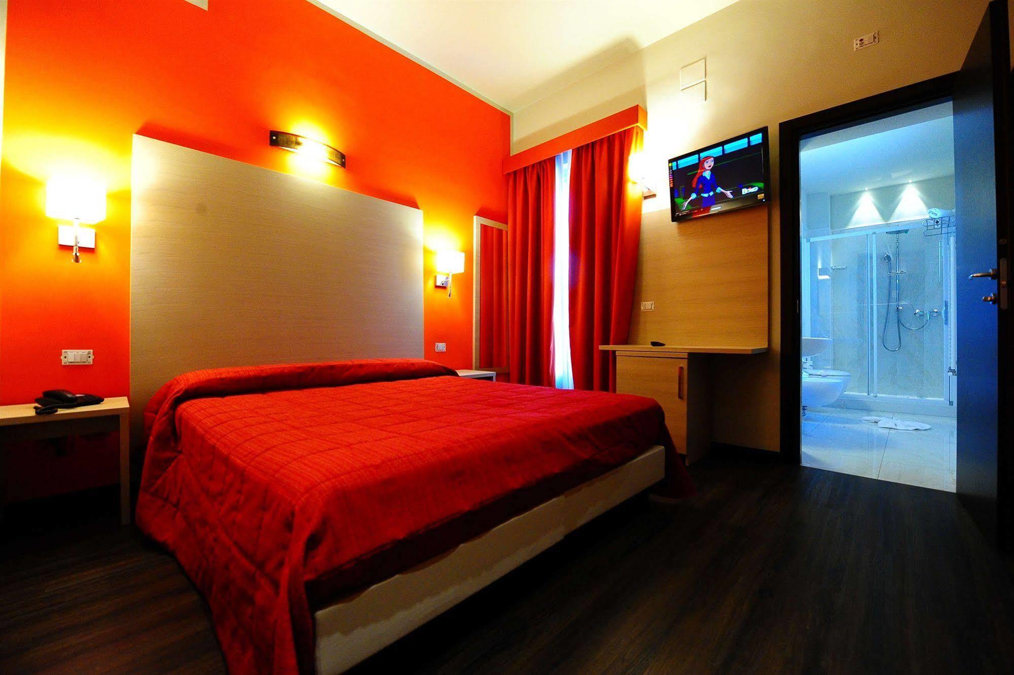 Maiorano Boutique Hotel Манфредония Екстериор снимка